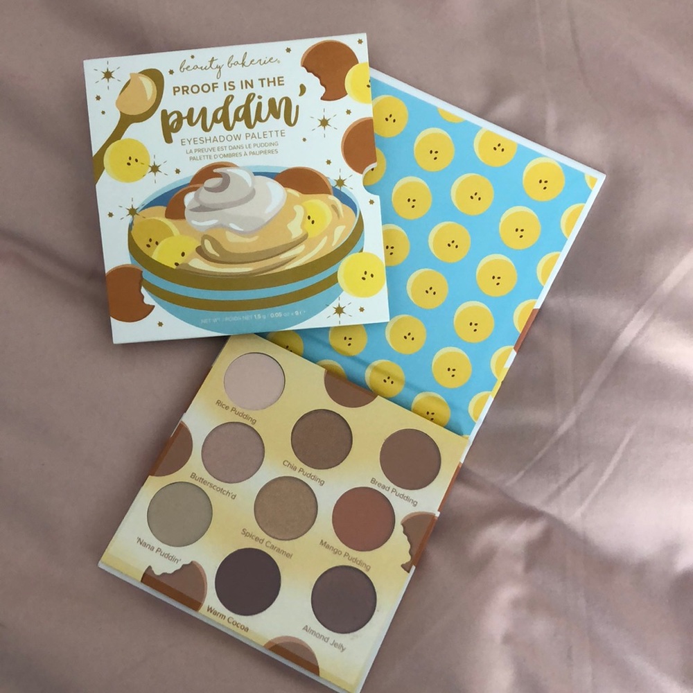 Beauty Bakerie eyeshadow palette